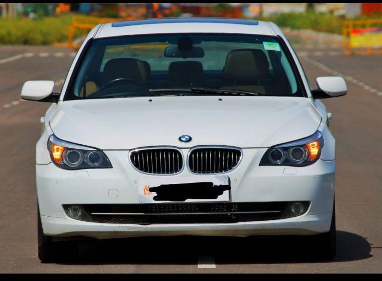 BMW 5 Series 525i 2010