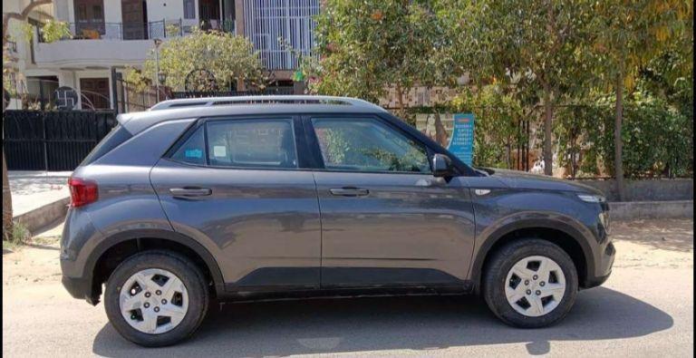 Hyundai Venue S Plus 1.2 Petrol 2022