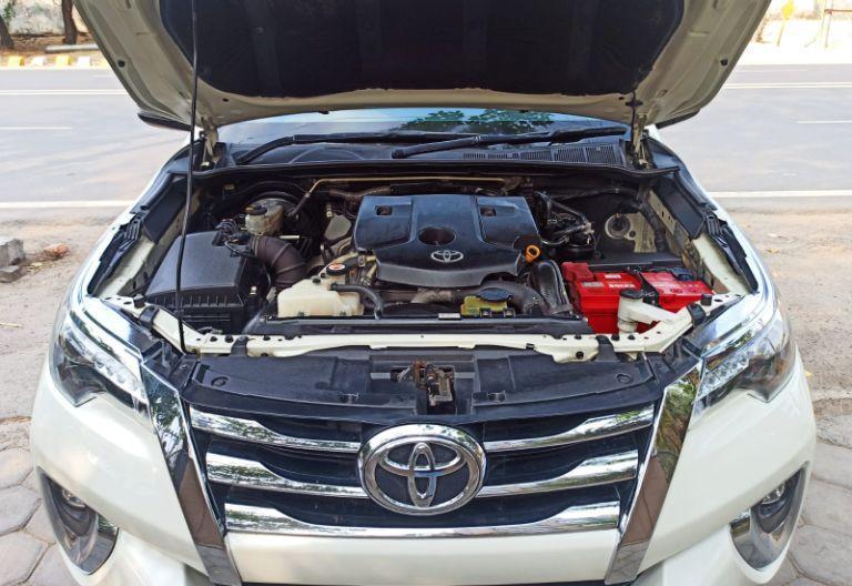 Toyota Fortuner 2.5 4x2 MT TRD Sportivo 2018