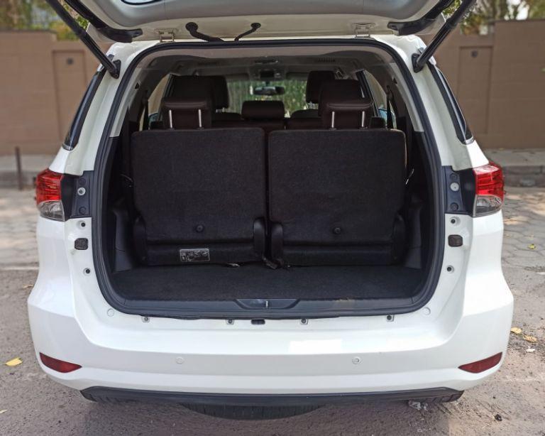 Toyota Fortuner 2.5 4x2 MT TRD Sportivo 2018