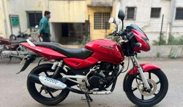 Bajaj Pulsar 180cc 2008