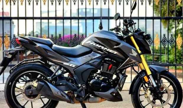 Honda Hornet 2.0 2021