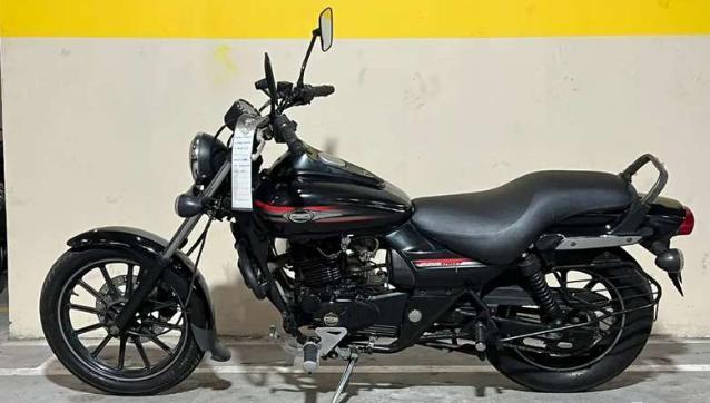 Bajaj Avenger Street 220 2016
