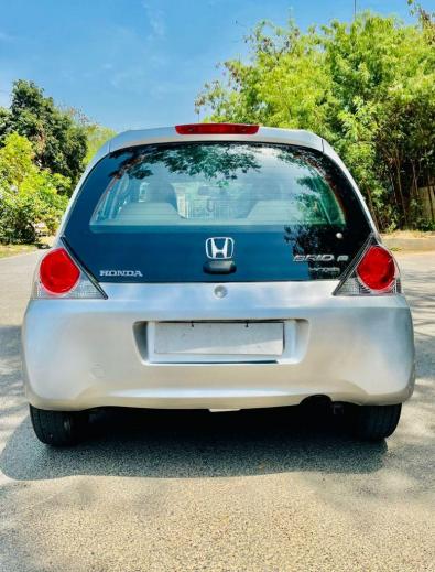 Honda Brio V MT 2014