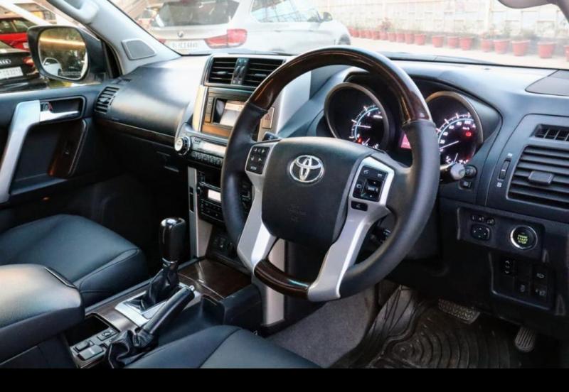 Toyota Land Cruiser Prado VX L 2010