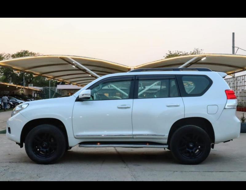Toyota Land Cruiser Prado VX L 2010