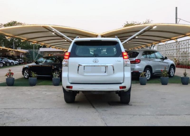 Toyota Land Cruiser Prado VX L 2010