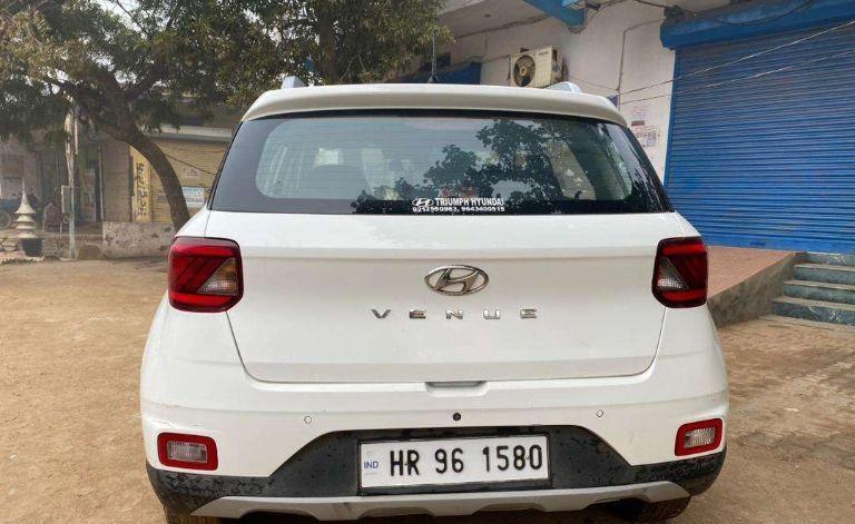 Hyundai Venue S 1.2 Petrol 2020
