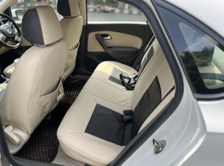 Volkswagen Vento Highline Petrol 2011