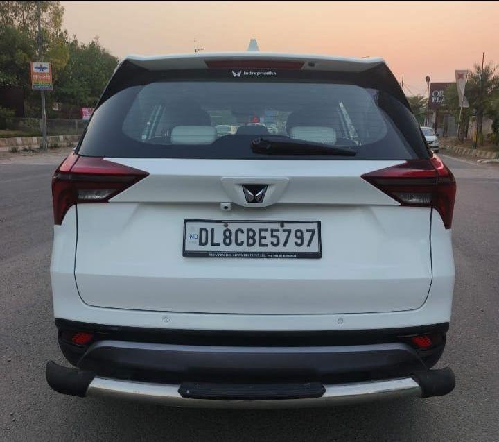 Mahindra XUV700 AX7 DIESEL AT 7 STR 2022