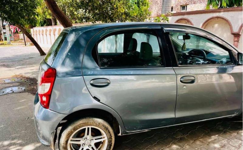 Toyota Etios Liva VXD Dual Tone 2018