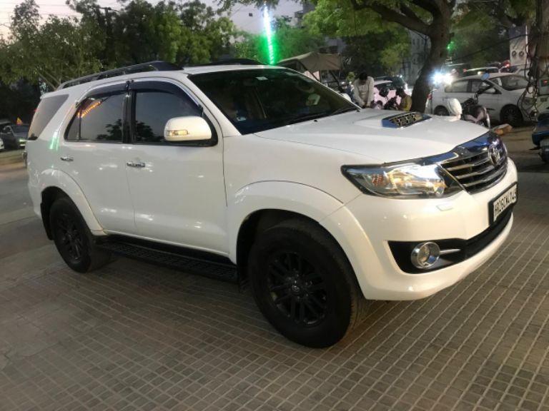 Toyota Fortuner 3.0 4x4 AT 2015