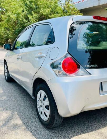 Honda Brio V MT 2014