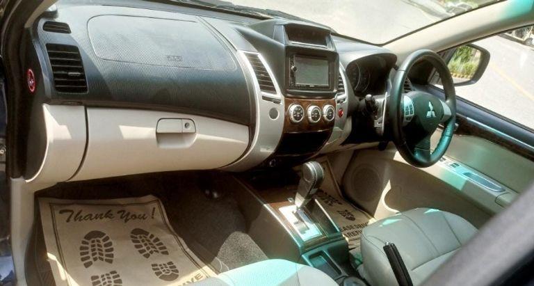 Mitsubishi Pajero Sport 4X2 AT 2015