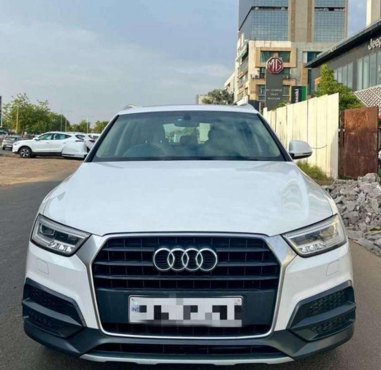 Audi Q3 30 TDI Premium FWD 2017