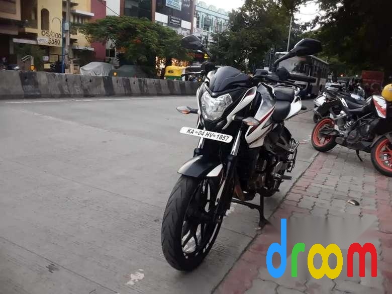 Bajaj Pulsar NS 200 2014
