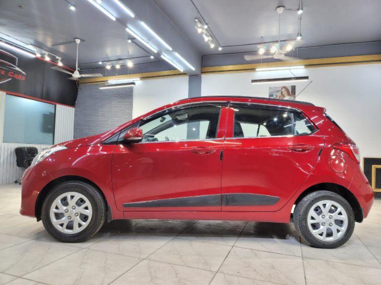 Hyundai Grand i10 1.2 Sportz (O) AT 2017