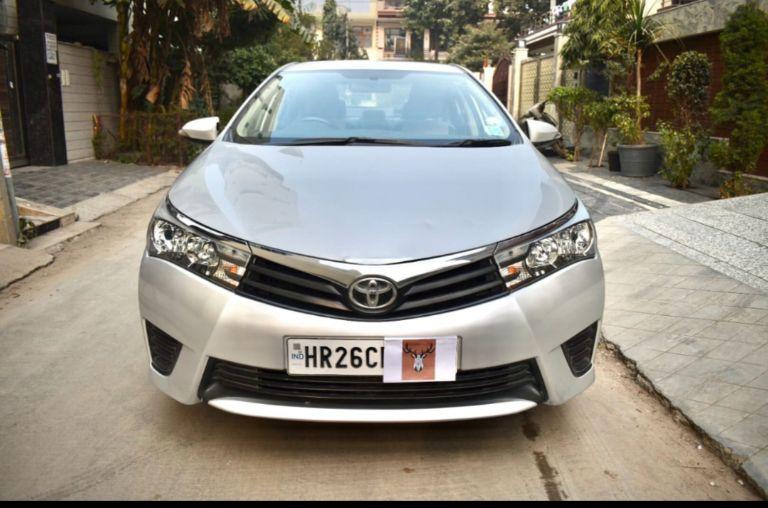 Toyota Corolla Altis 1.8 J 2015