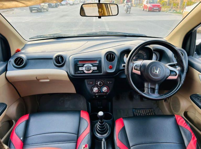 Honda Brio VX (O) MT 2015