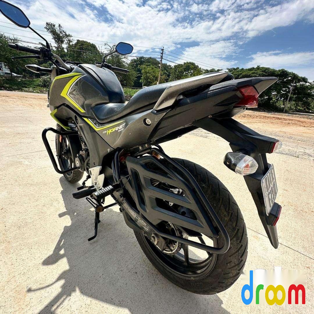Honda CB Hornet 160R STD 2016