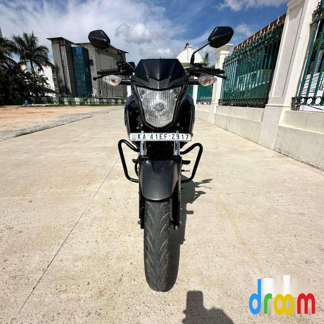 Honda CB Hornet 160R STD 2016