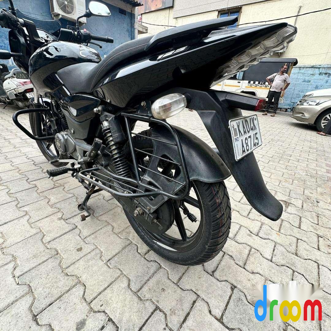 Bajaj Pulsar 125cc Drum BS6 2020
