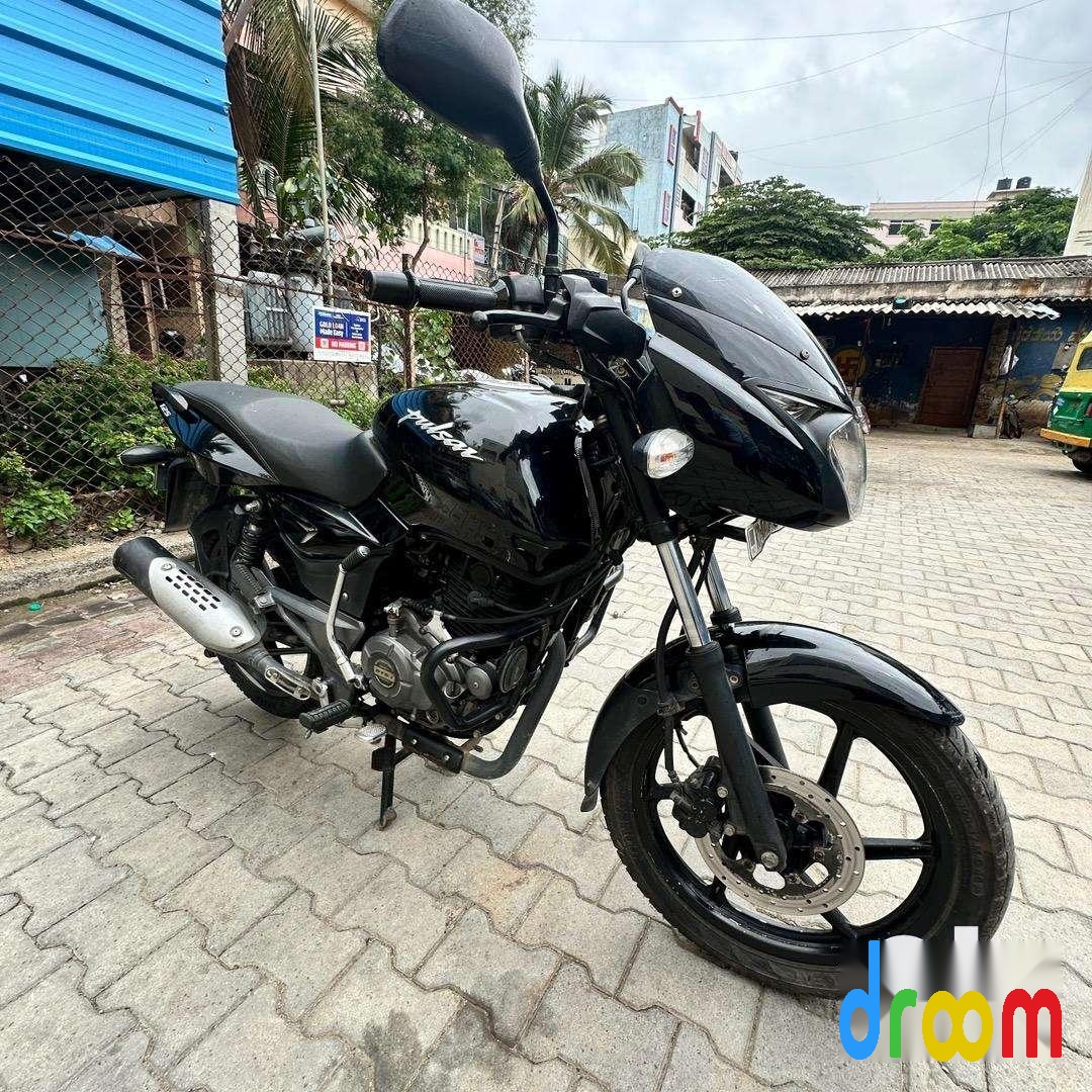 Bajaj Pulsar 125cc Drum BS6 2020