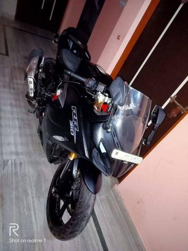 TVS Apache RTR 310 Arsenal Black with Quickshifter 2023