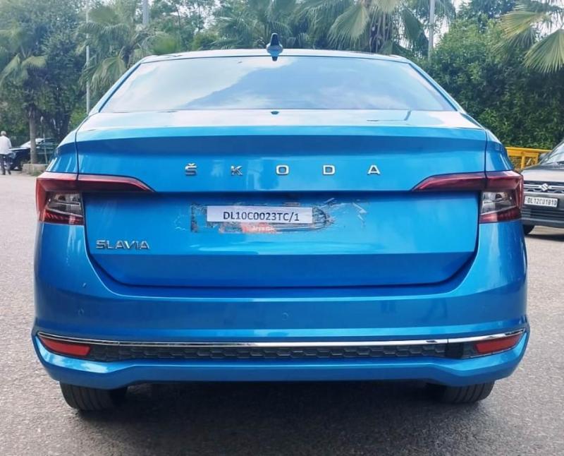 Skoda Slavia Style 1.0L TSI MT 2023