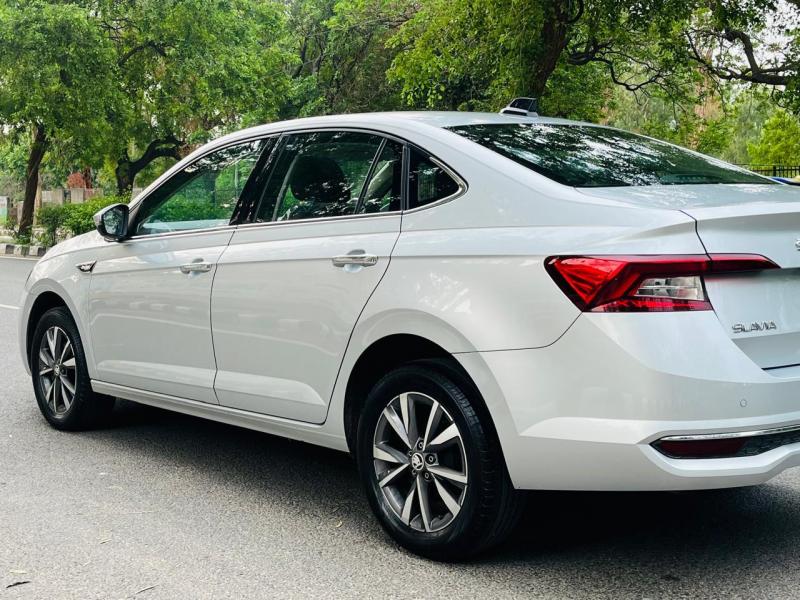 Skoda Slavia Style 1.0L TSI AT 2023