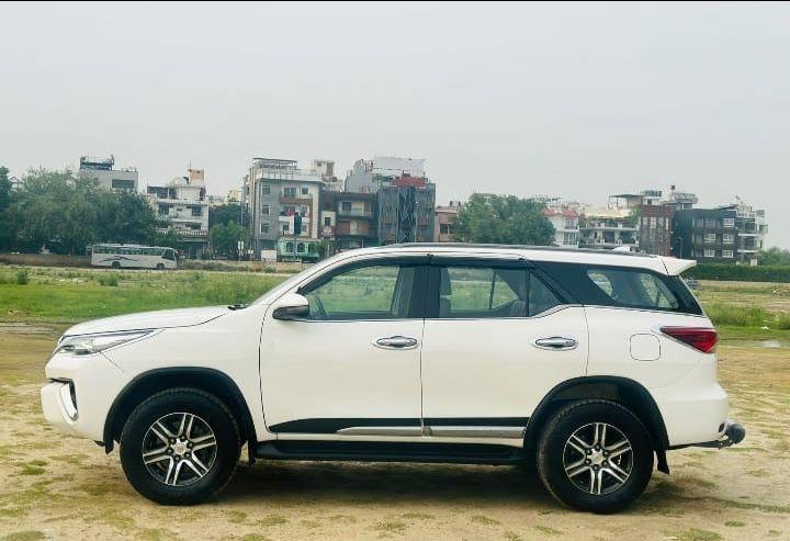 Toyota Fortuner 2.7 4x2 AT 2018