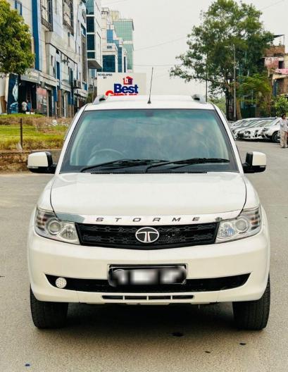 Tata Safari Storme 2.2 EX 4X2 2017