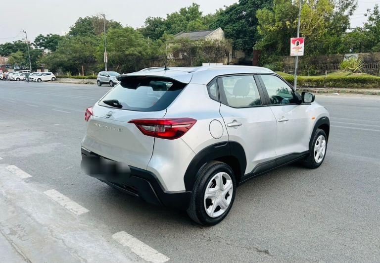 Nissan Magnite XV Premium MT 2021