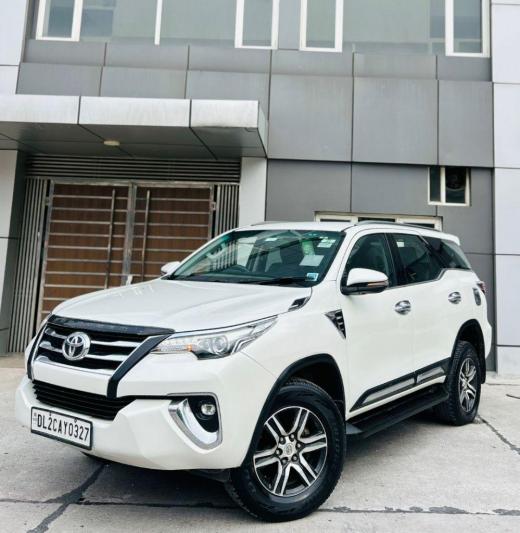 Toyota Fortuner 2.8 4x2 AT 2017