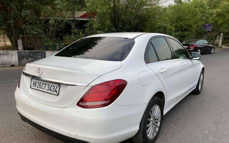 Mercedes-Benz C-Class 220 CDI Elegance AT 2015