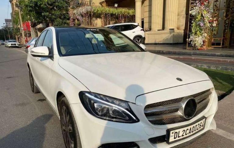 Mercedes-Benz C-Class 220 CDI AVANTGARDE AT 2015