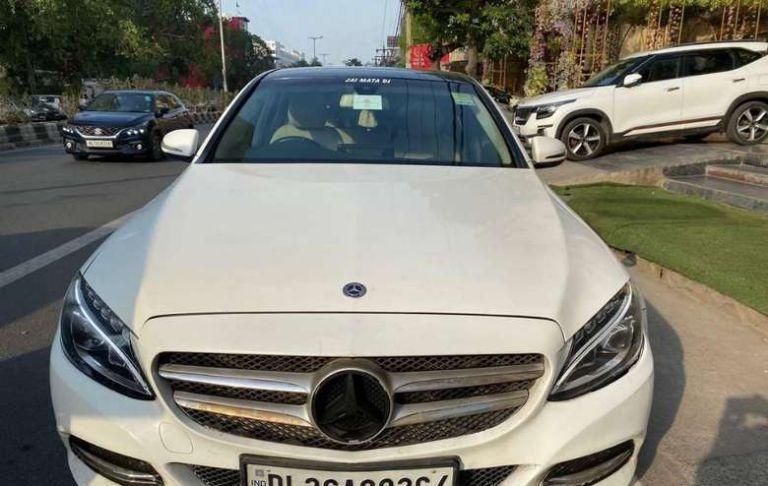 Mercedes-Benz C-Class 220 CDI AVANTGARDE AT 2015