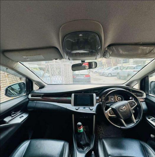 Toyota Innova Crysta 2.4 Z (E4) 2016