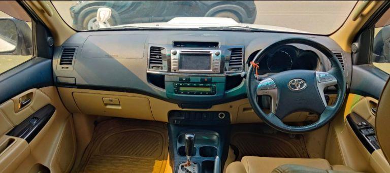 Toyota Fortuner 3.0 4x4 AT 2015
