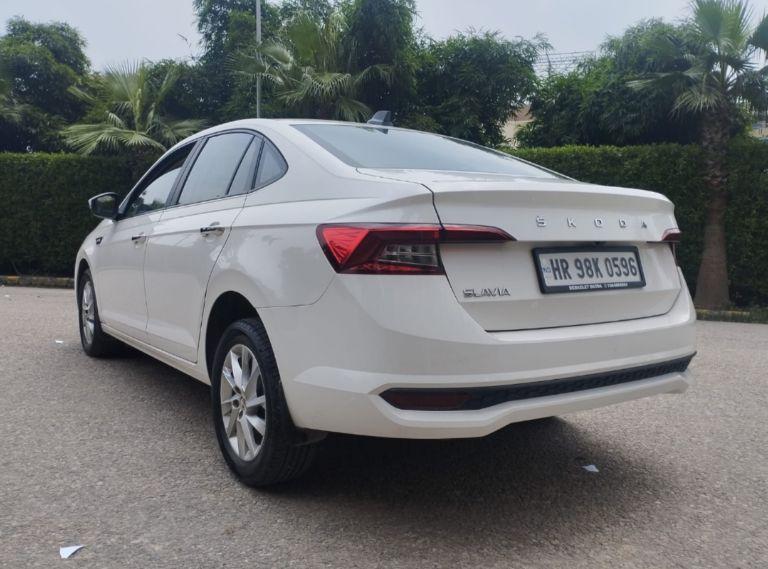 Skoda Slavia Ambition 1.0L TSI AT 2023