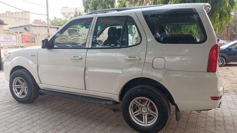 Tata Safari Storme EX 2017