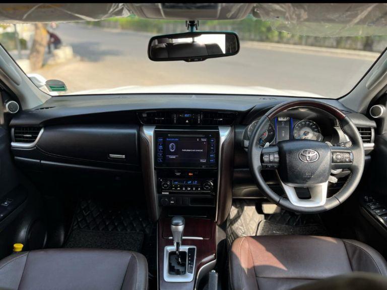 Toyota Fortuner 2.7 4x2 AT 2019
