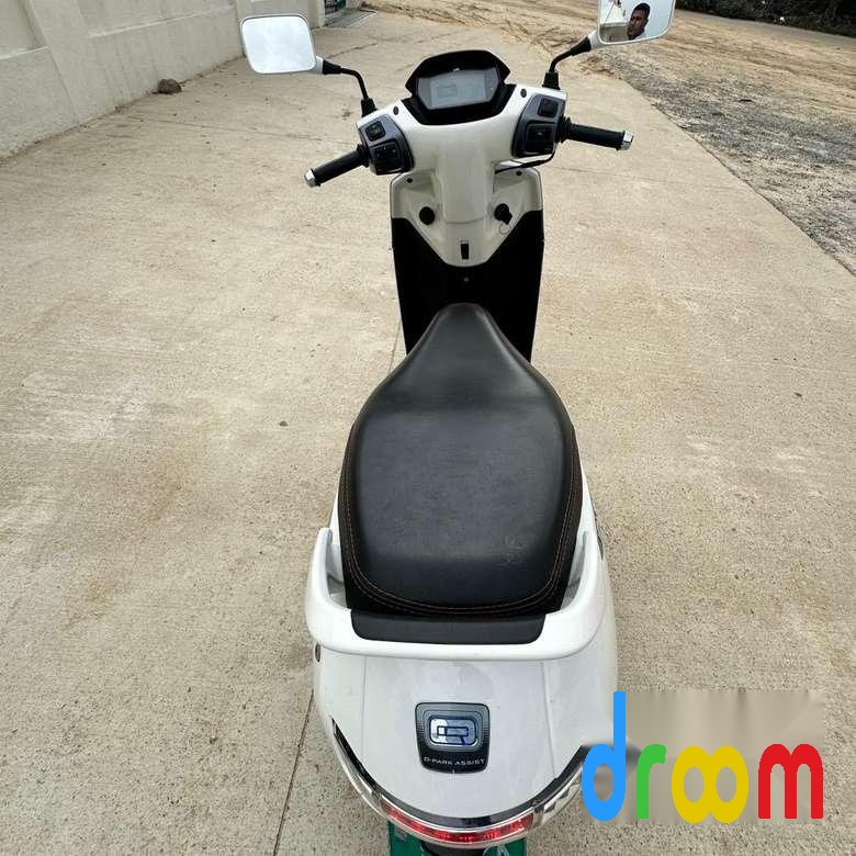 TVS iQube Standard 2021