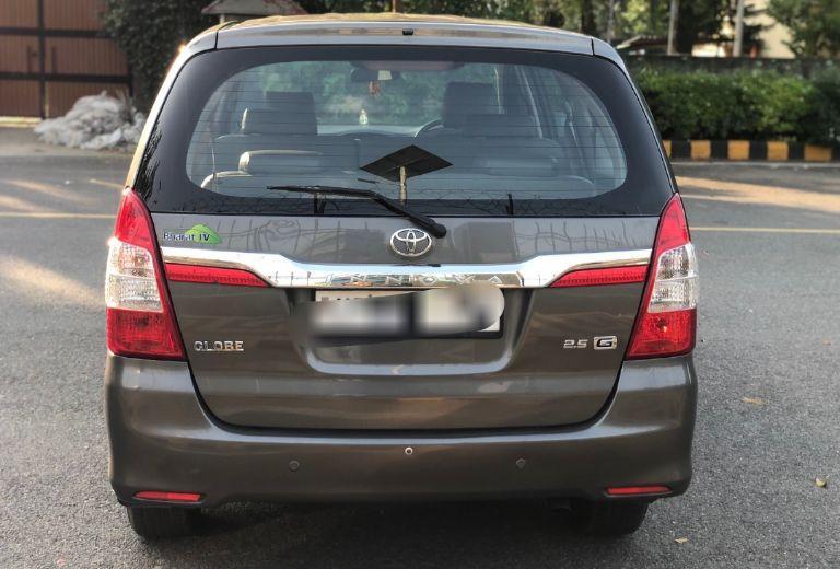 Toyota Innova 2.5 GX 7 STR BS III 2015