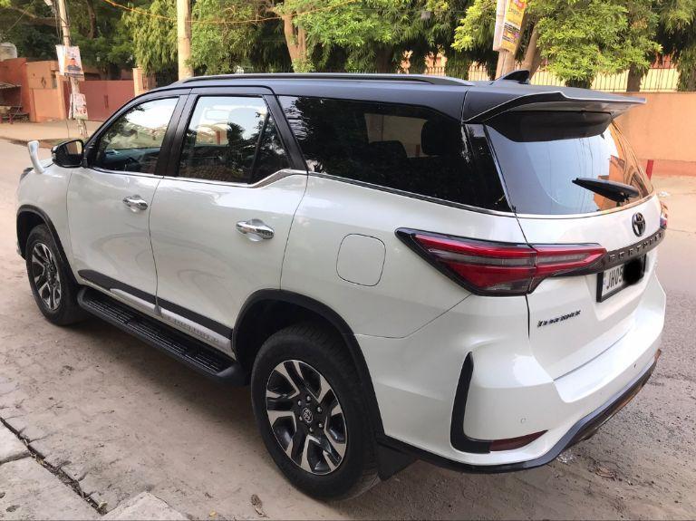 Toyota Fortuner Legender 2.8 4x4 AT 2021