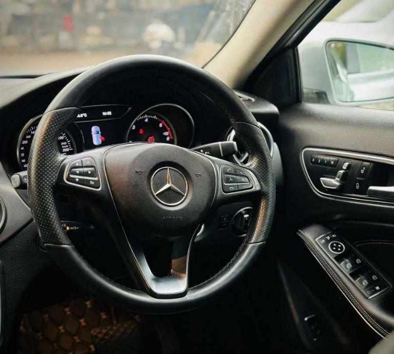 Mercedes-Benz GLA 200 d Style 2019