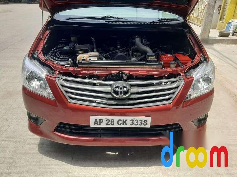 Toyota Innova 2.5 G 2013