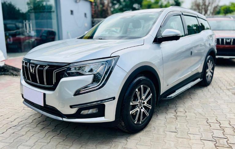 Mahindra XUV700 AX7 DIESEL AT 7 STR 2022