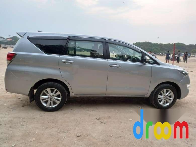 Toyota Innova Crysta 2.4 G 7 STR 2017