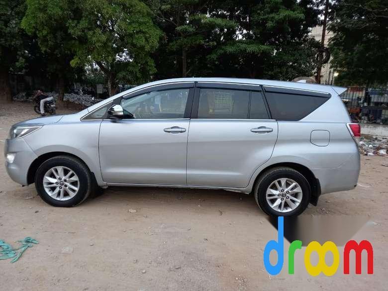 Toyota Innova Crysta 2.4 G 7 STR 2017